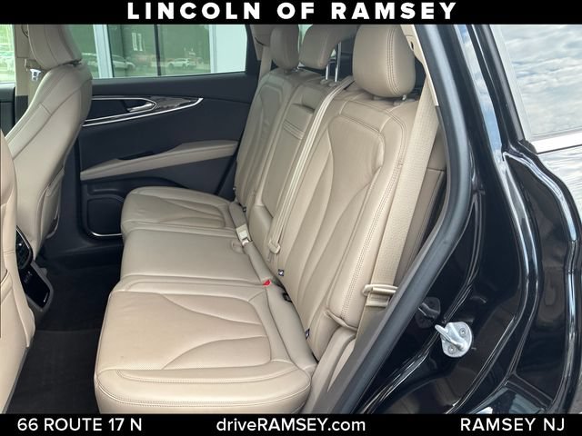 Used 2022 Lincoln Nautilus Reserve AWD/4WD image 22