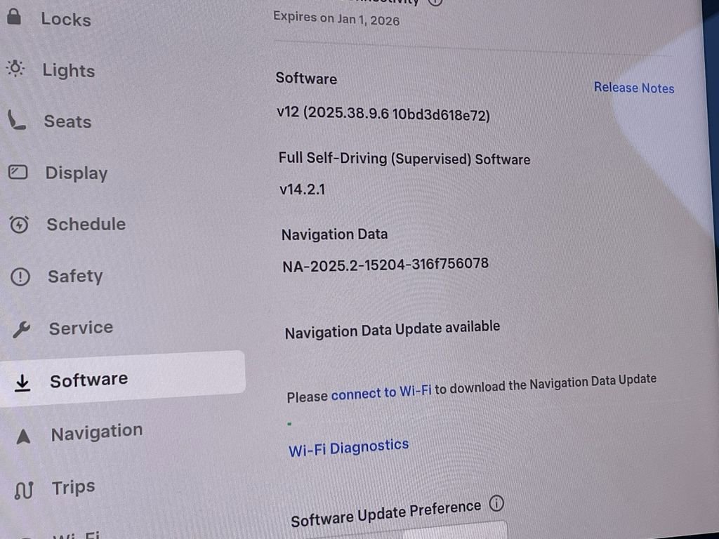 Used 2023 Tesla Model Y Long Range image 18