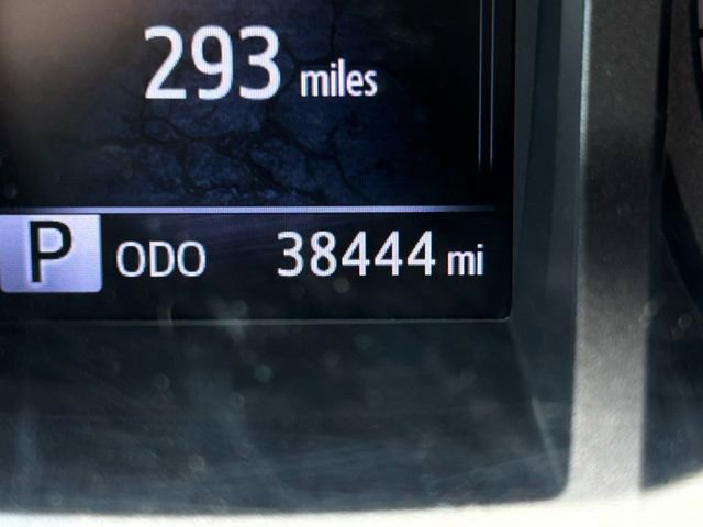 Used 2020 Toyota Tacoma TRD Off-Road w/ Technology Package image 13