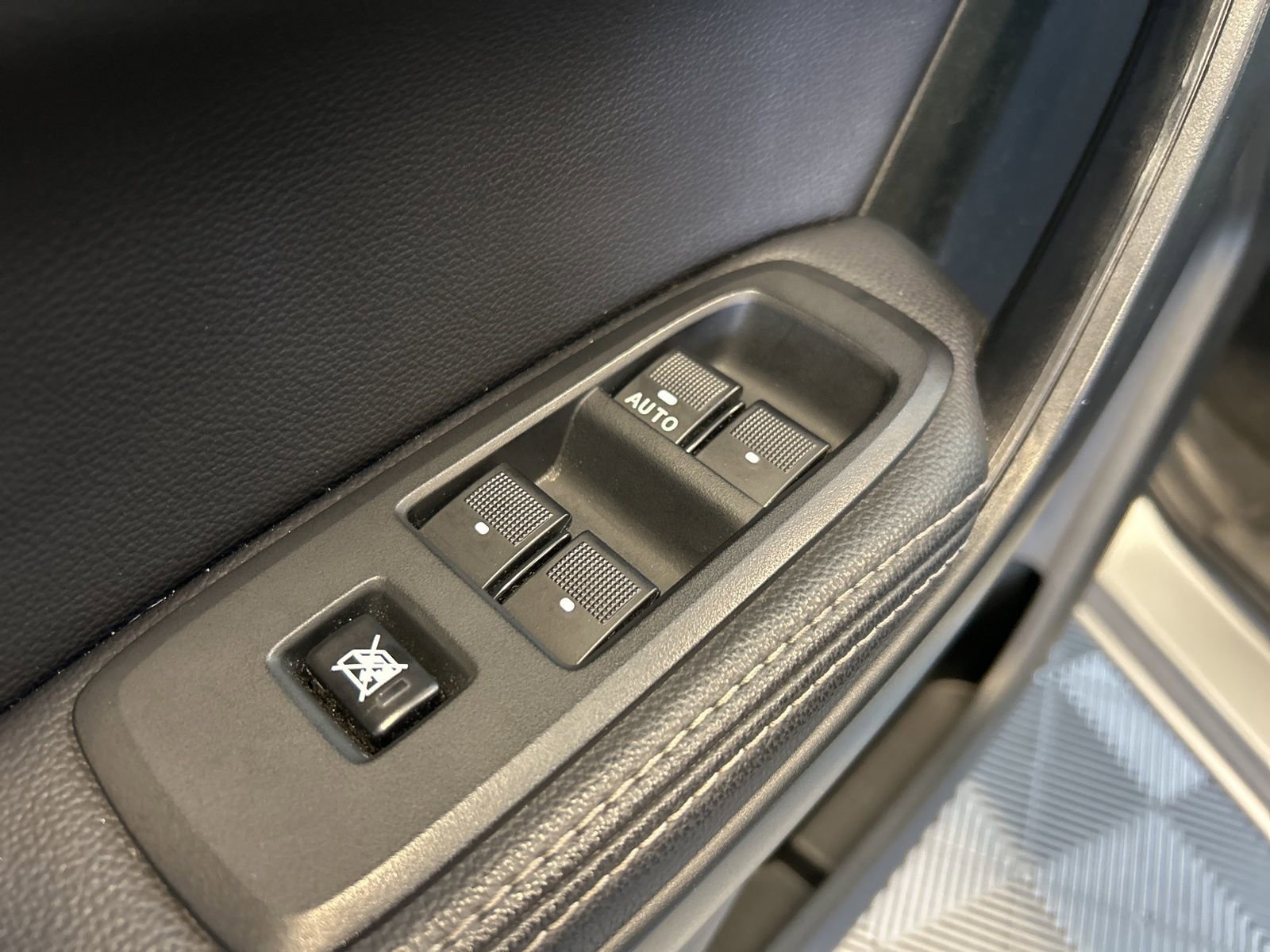 Used 2023 Ford Ranger Lariat image 13