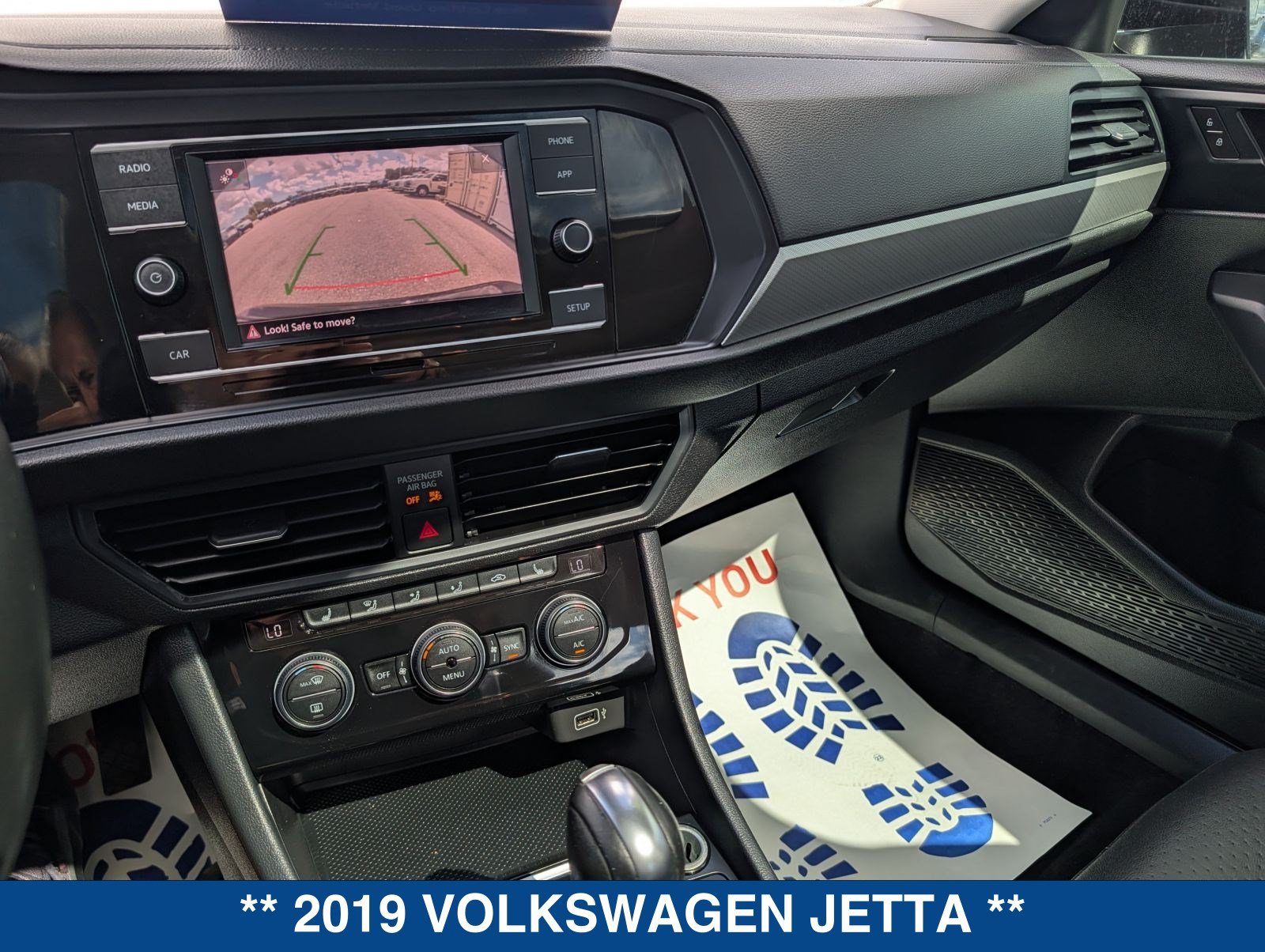 Used 2019 Volkswagen Jetta SE FWD image 30