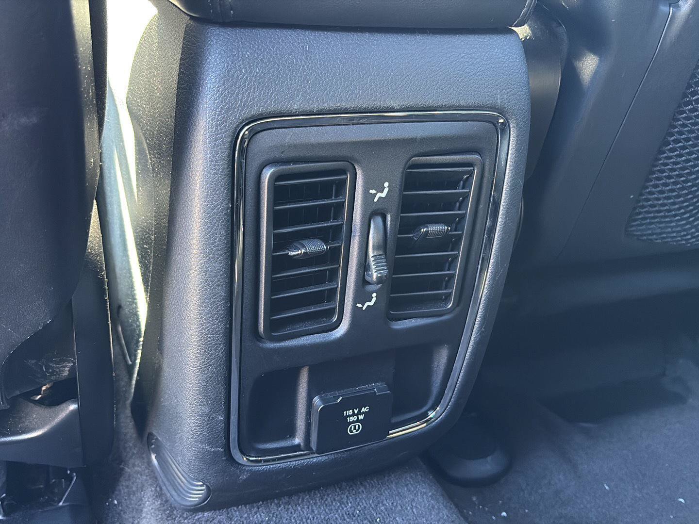 Used 2019 Jeep Grand Cherokee Altitude AWD/4WD image 15