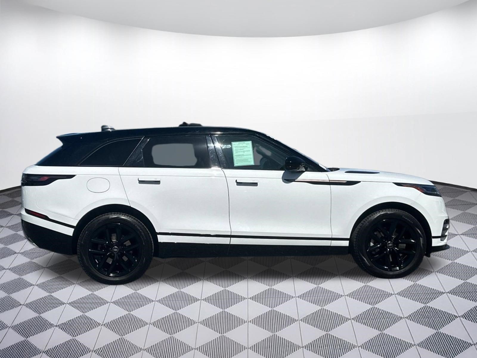 Used 2024 Land Rover Range Rover Velar Dynamic SE AWD/4WD image 8