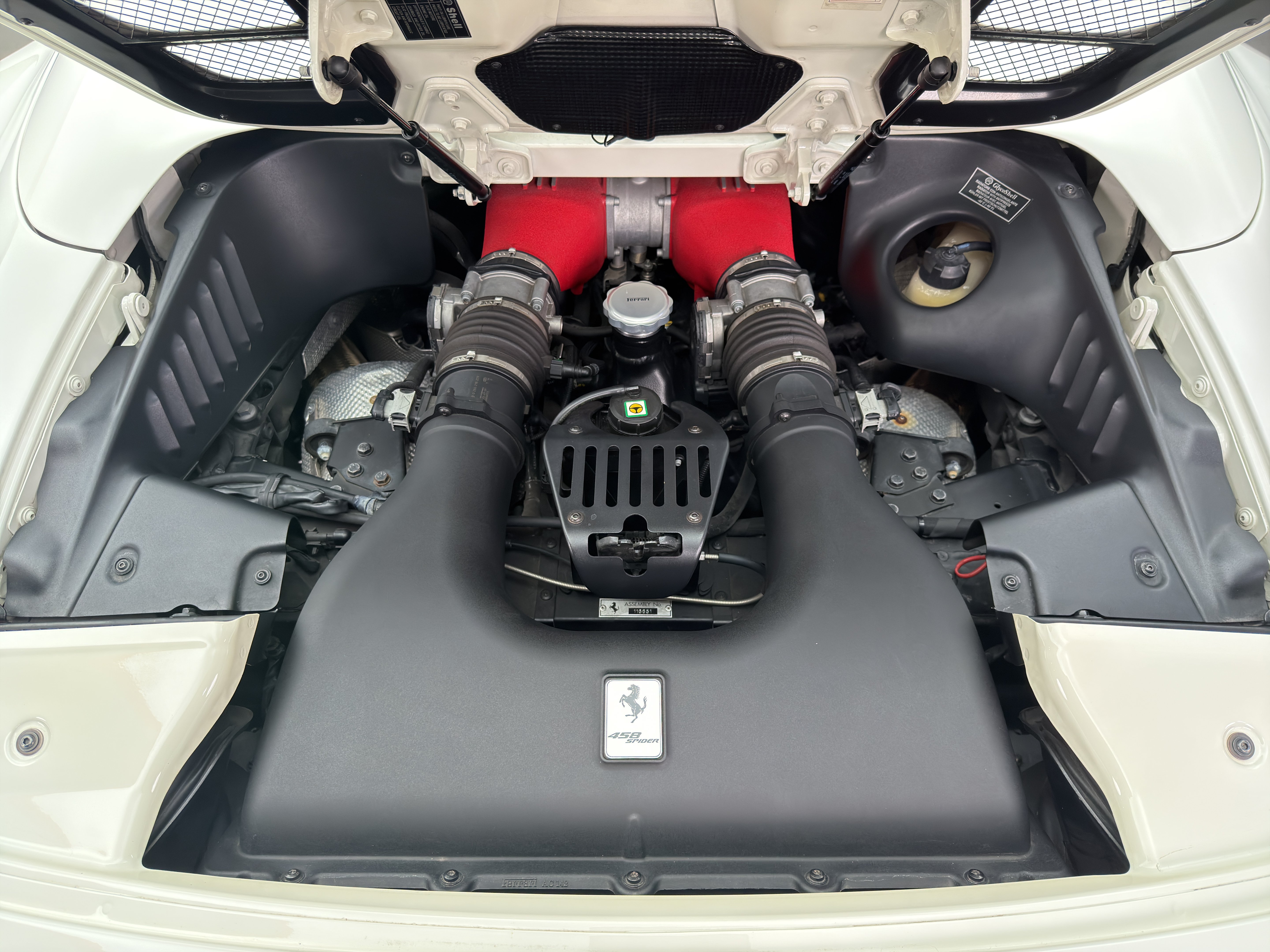 Used 2014 Ferrari 458 Spider RWD image 28