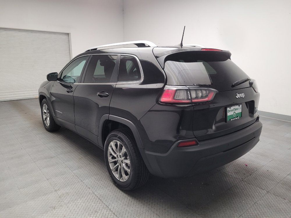 Used 2019 Jeep Cherokee Latitude Plus w/ Comfort/Convenience Group FWD image 5