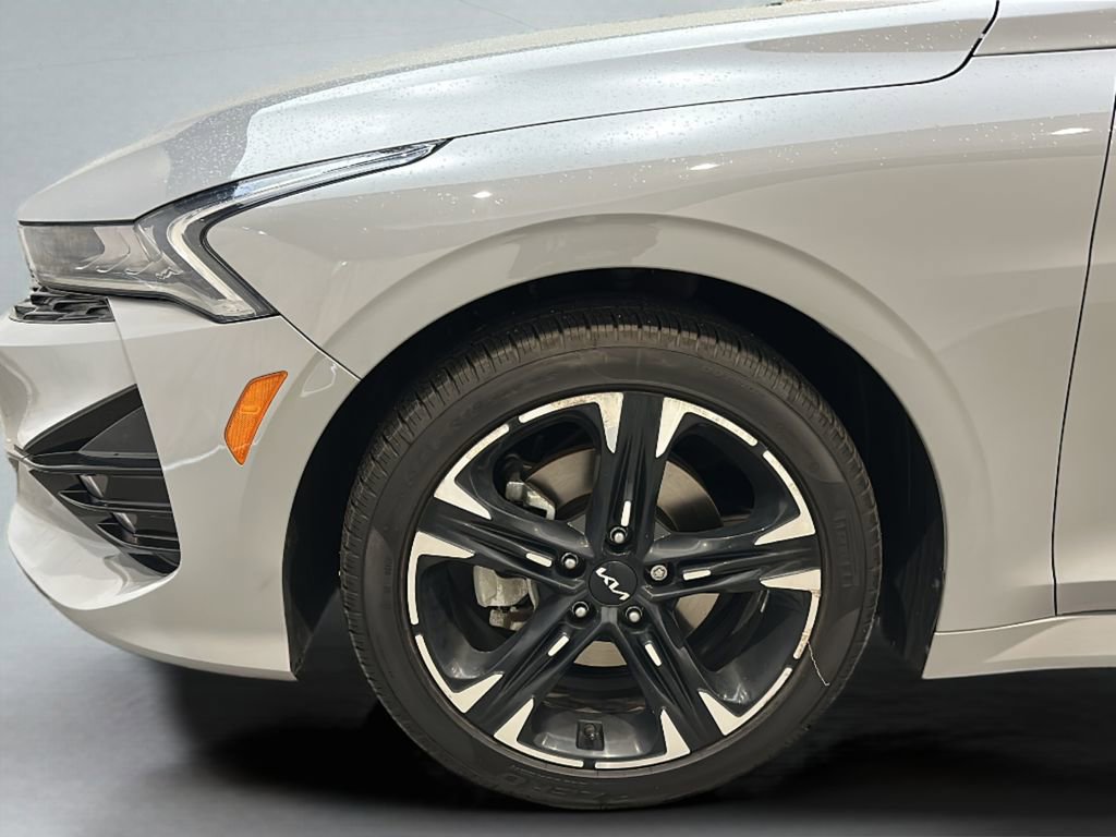 Used 2022 Kia K5 GT-Line AWD/4WD image 9