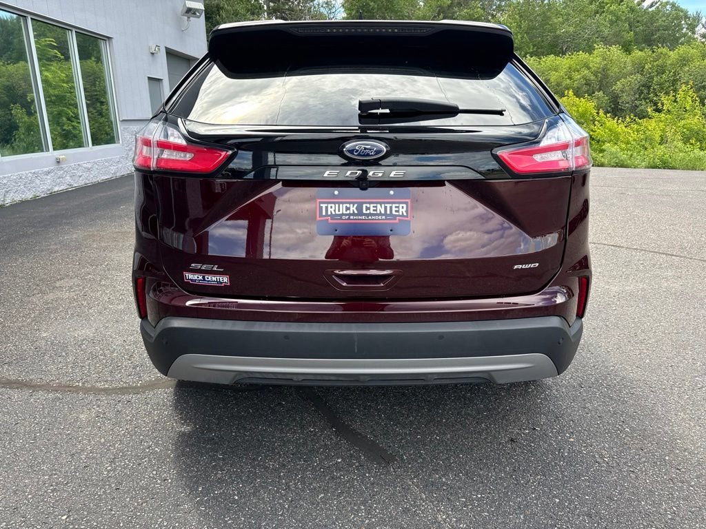 Used 2024 Ford Edge SEL w/ Convenience Package AWD/4WD image 4