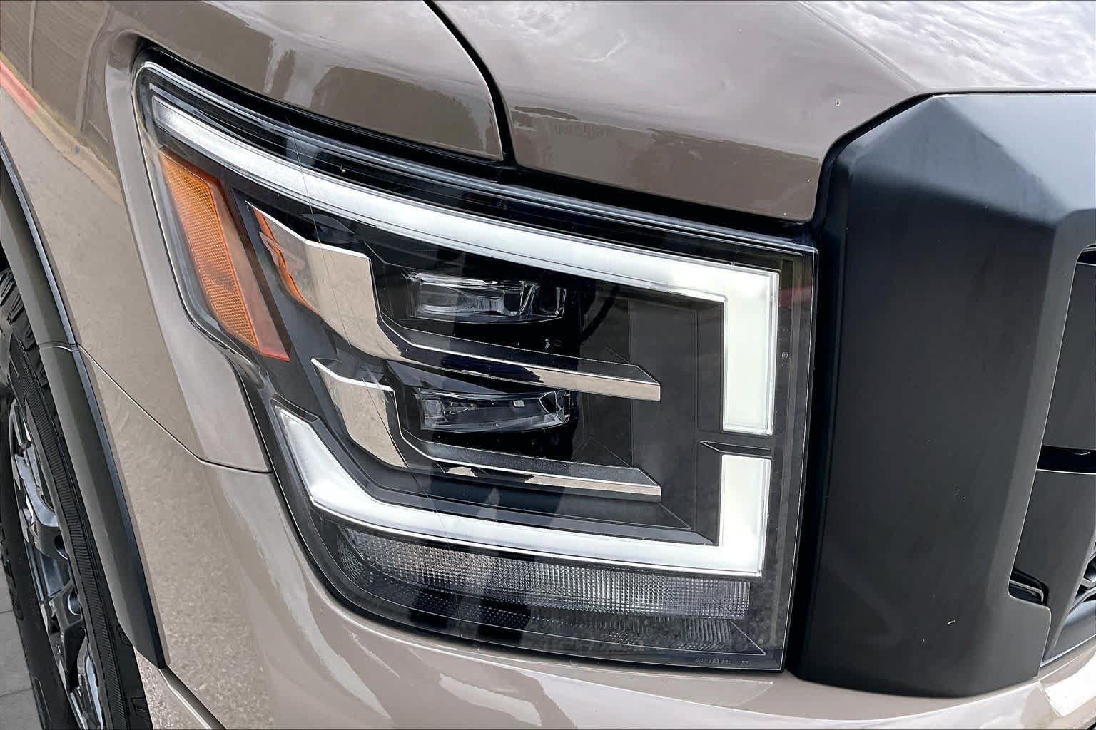 Used 2024 Nissan Titan PRO-4X w/ Off Road Protection Package AWD/4WD image 27