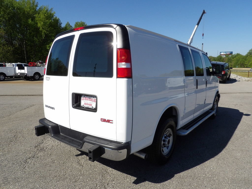 Used 2024 GMC Savana 2500 w/ Driver Convenience Package RWD image 7