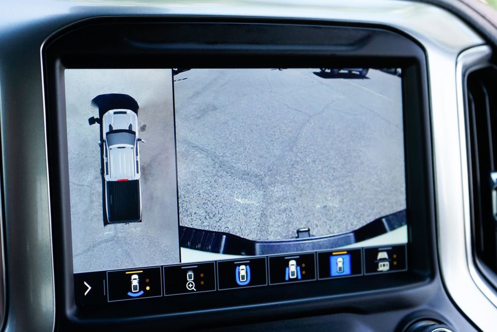 Used 2022 Chevrolet Silverado 2500 LTZ w/ LTZ Plus Package image 33