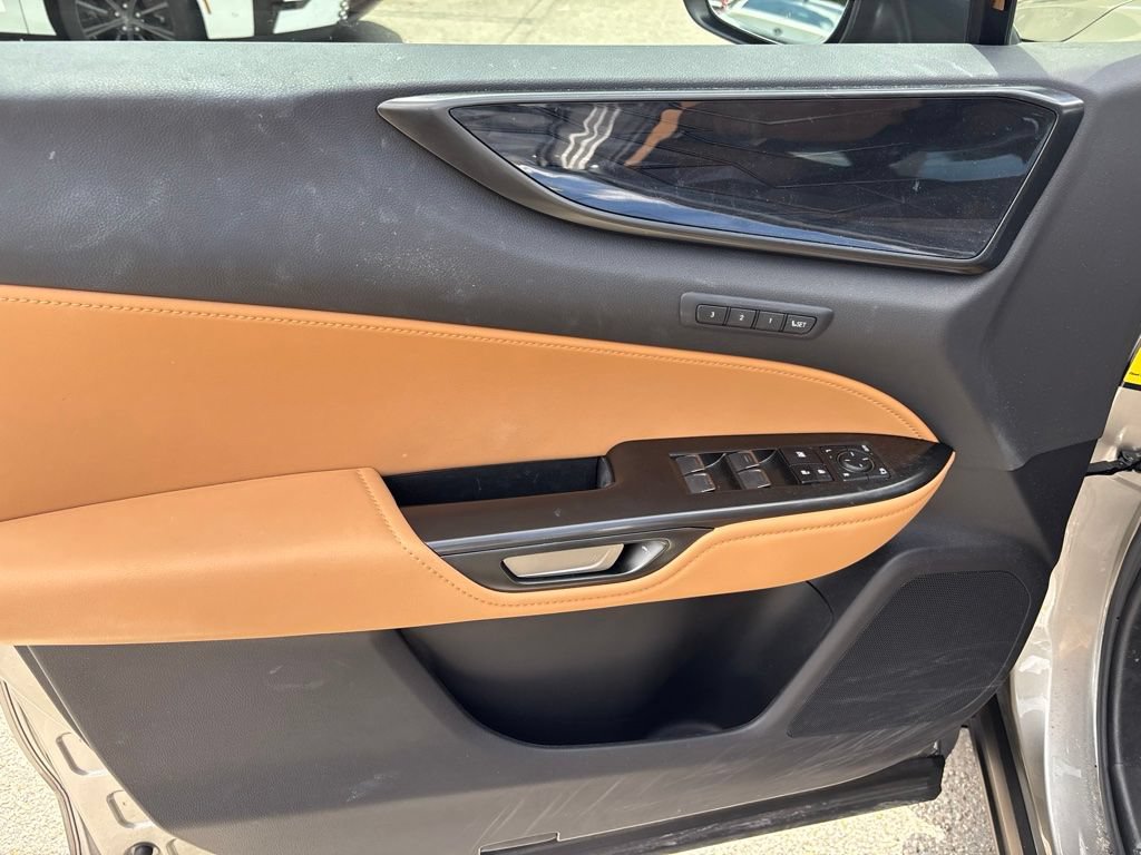 Used 2024 Lexus NX 350h AWD image 13