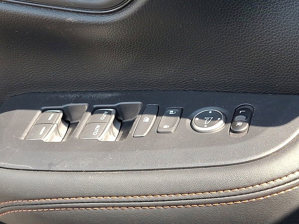 Used 2025 Honda HR-V Sport image 20