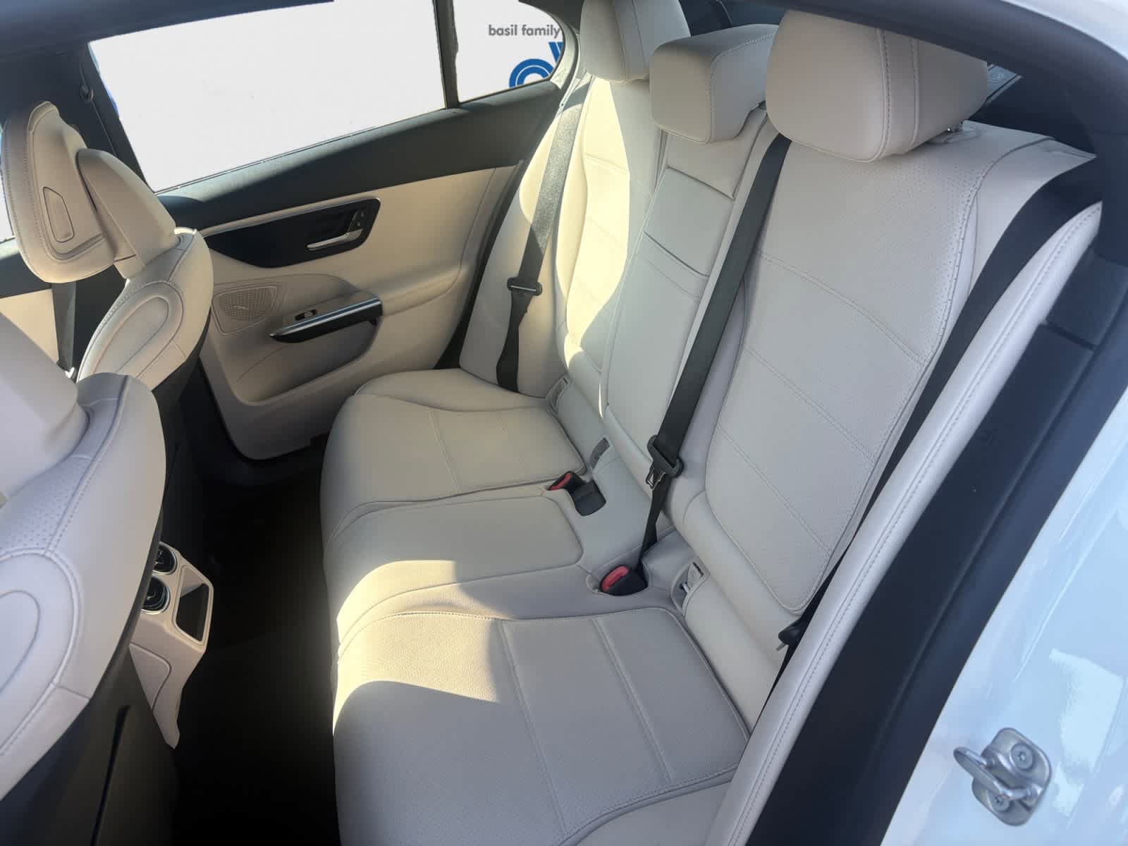 Used 2025 Mercedes-Benz C 300 4MATIC Sedan image 14