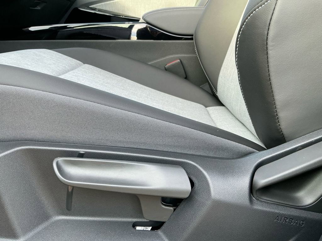 New 2026 Volkswagen ID.4 Pro image 22