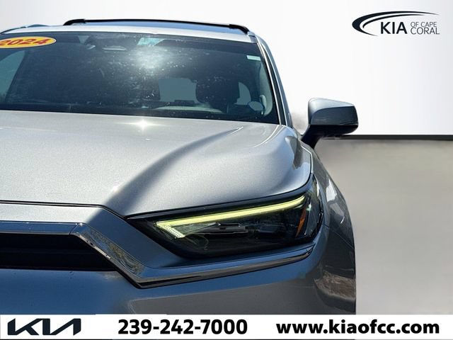 Used 2024 Toyota Grand Highlander AWD image 10
