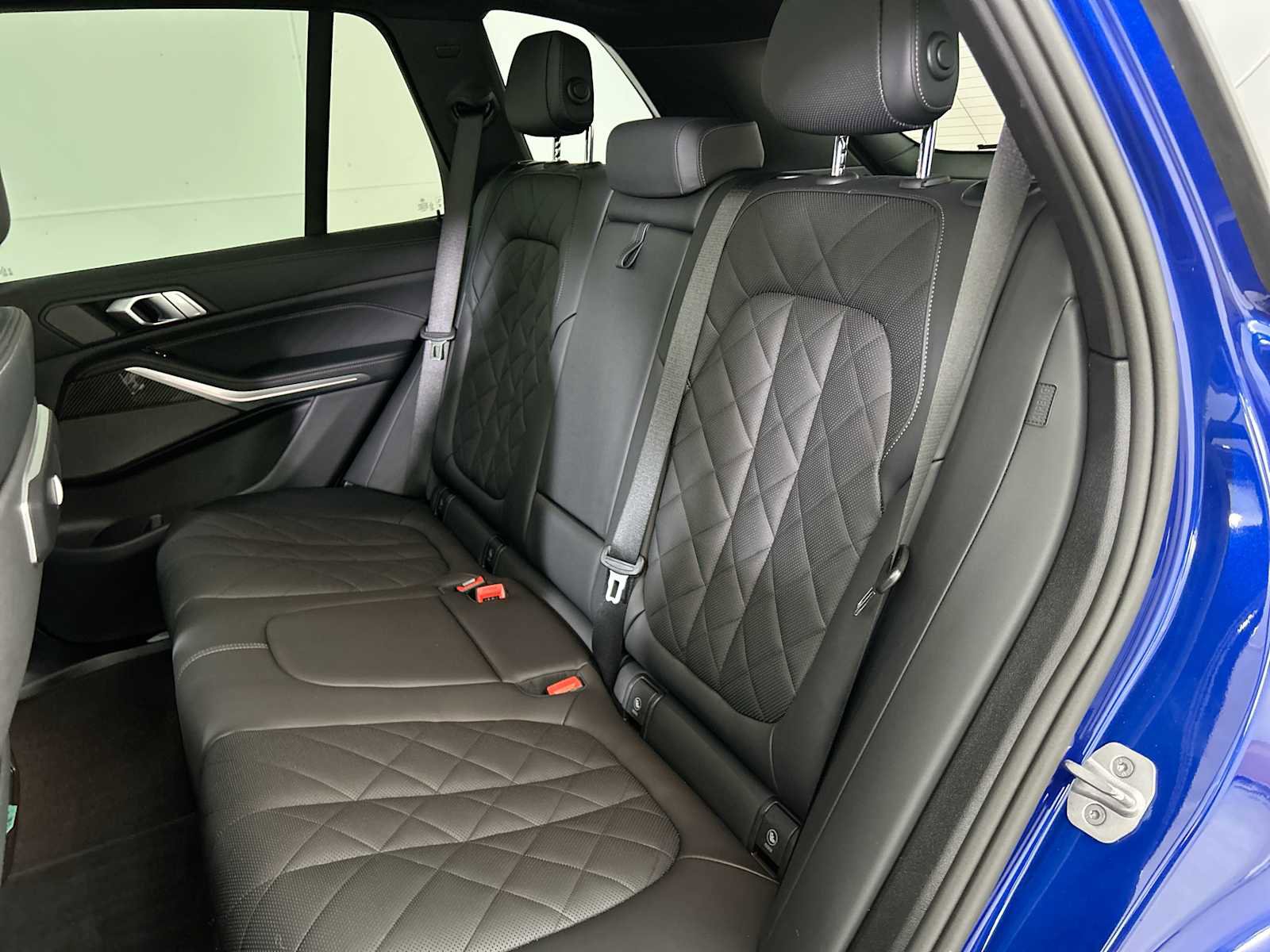 Used 2026 BMW X5 M60i image 25