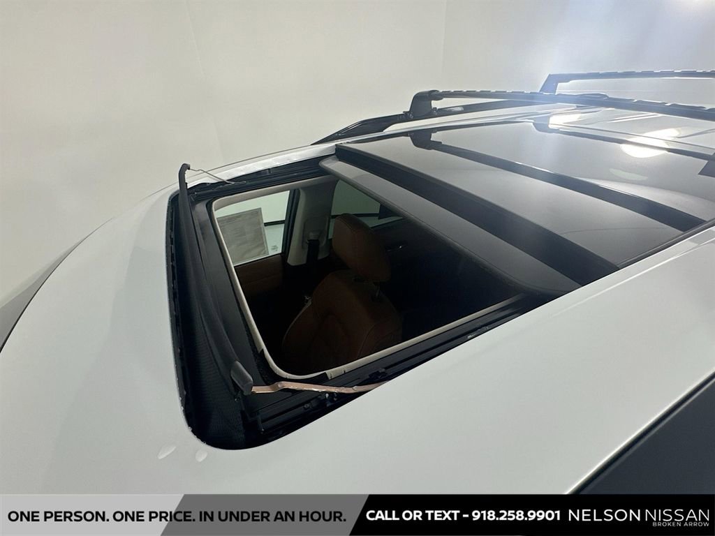New 2026 Nissan Pathfinder Platinum image 22
