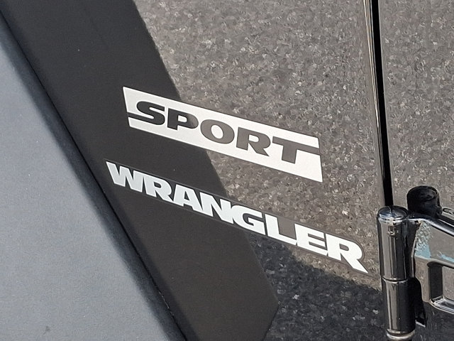 Used 2017 Jeep Wrangler Sport AWD/4WD image 30