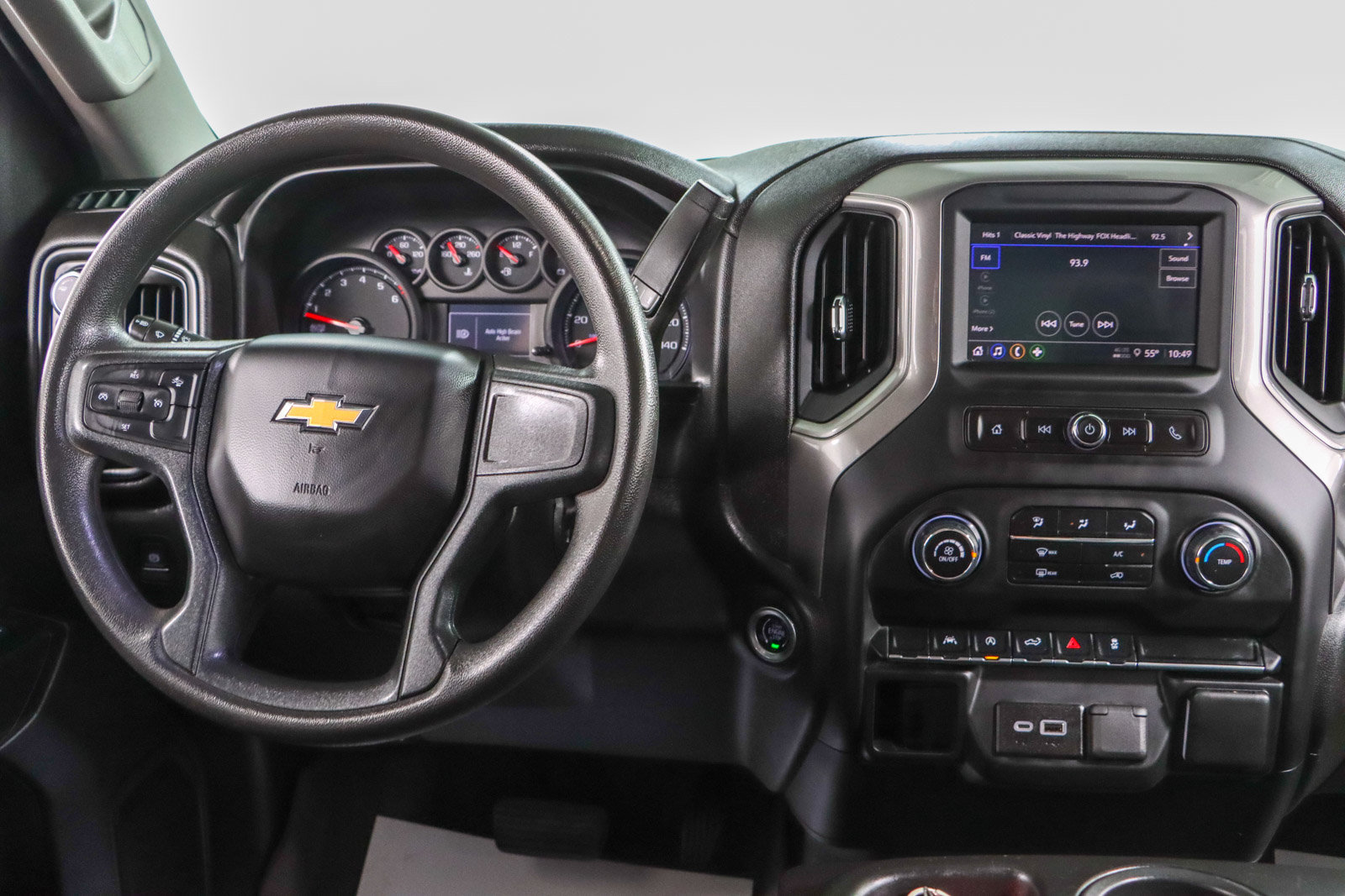 Used 2024 Chevrolet Silverado 1500 Custom AWD/4WD image 16
