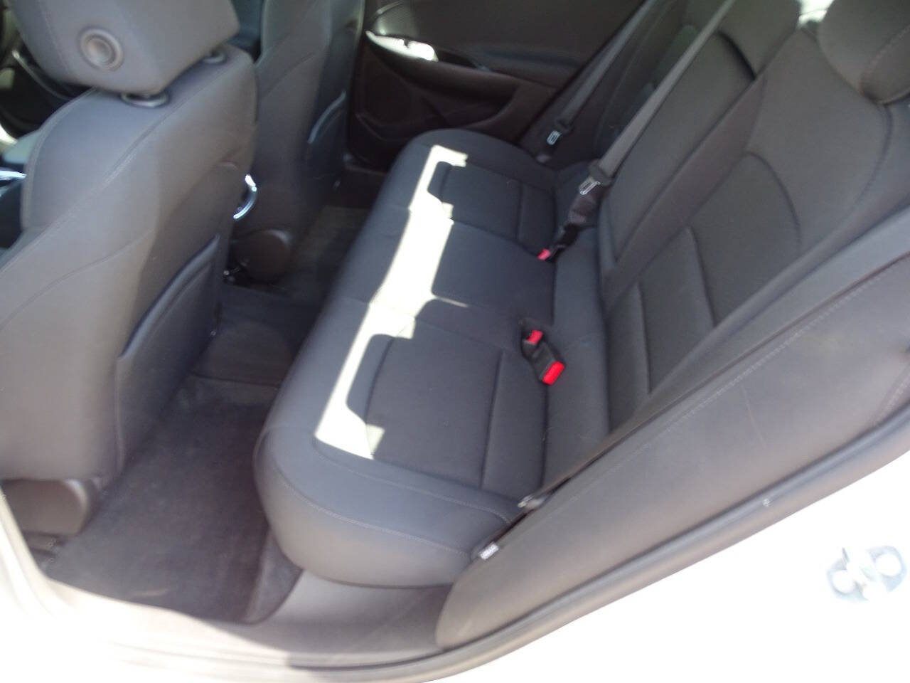 Used 2016 Chevrolet Malibu LT Sedan 4D FWD image 24