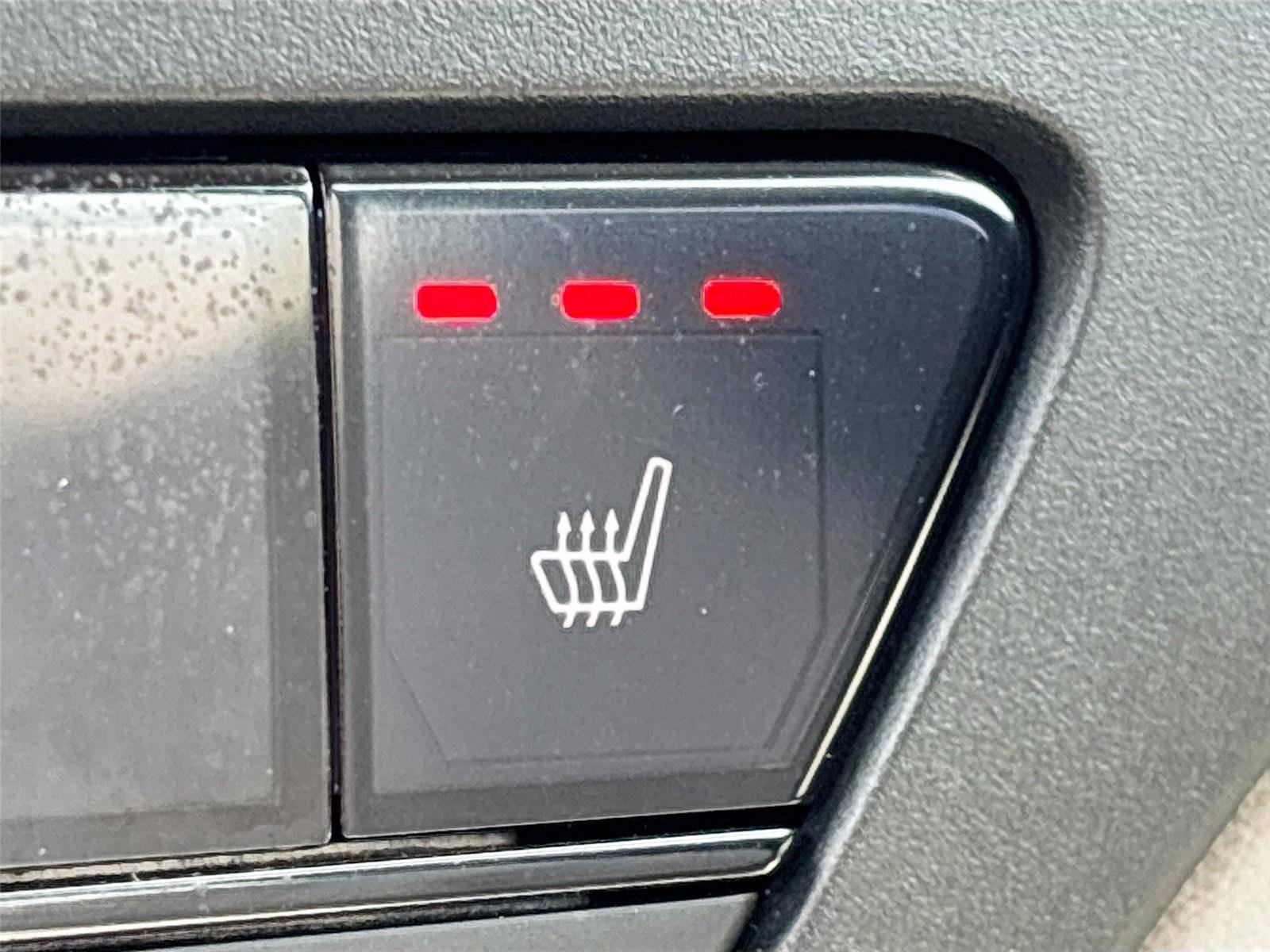 Certified 2023 Honda Accord EX image 22