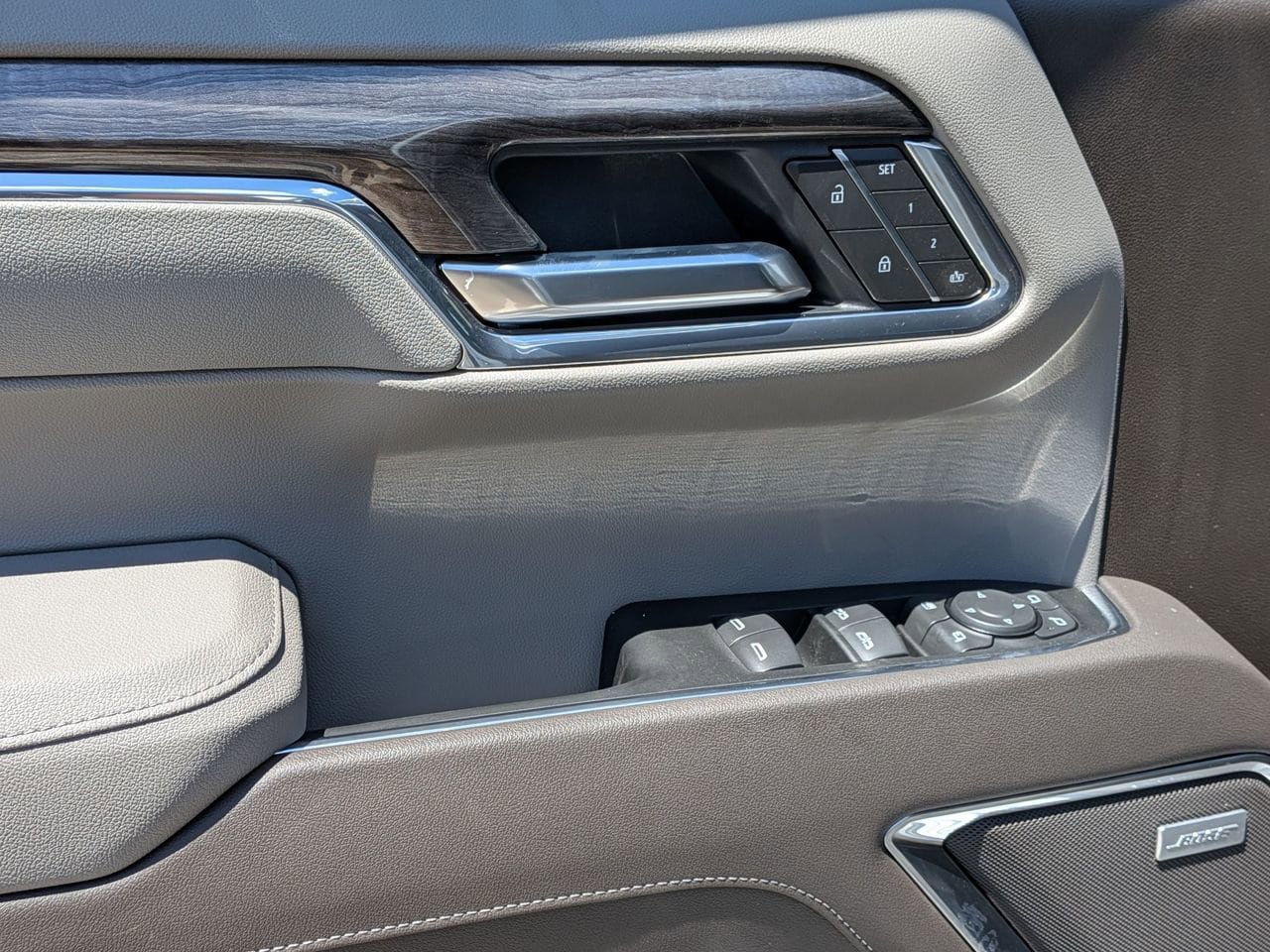 New 2026 Chevrolet Silverado 1500 LTZ w/ LTZ Premium Package RWD image 9