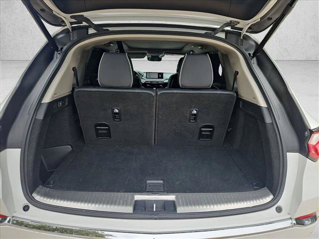 Used 2022 Acura MDX w/ Advance Package AWD/4WD image 6