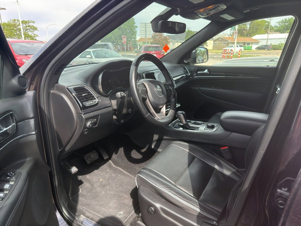 Used 2020 Jeep Grand Cherokee Overland AWD/4WD image 6
