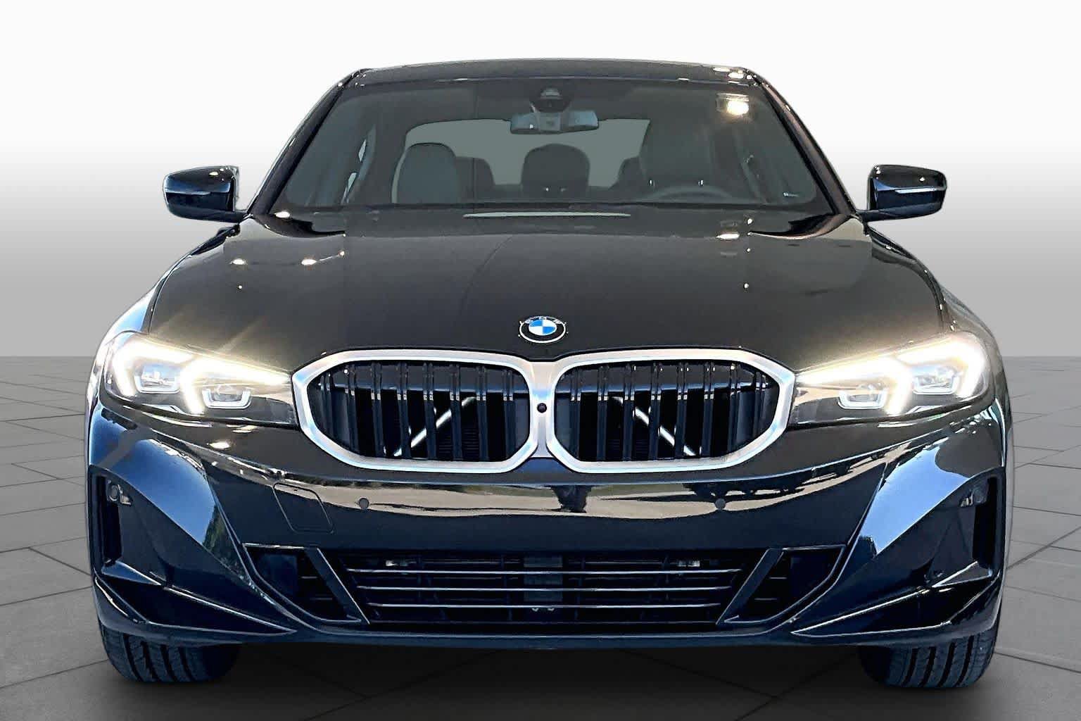 Used 2026 BMW 330i Sedan RWD image 3