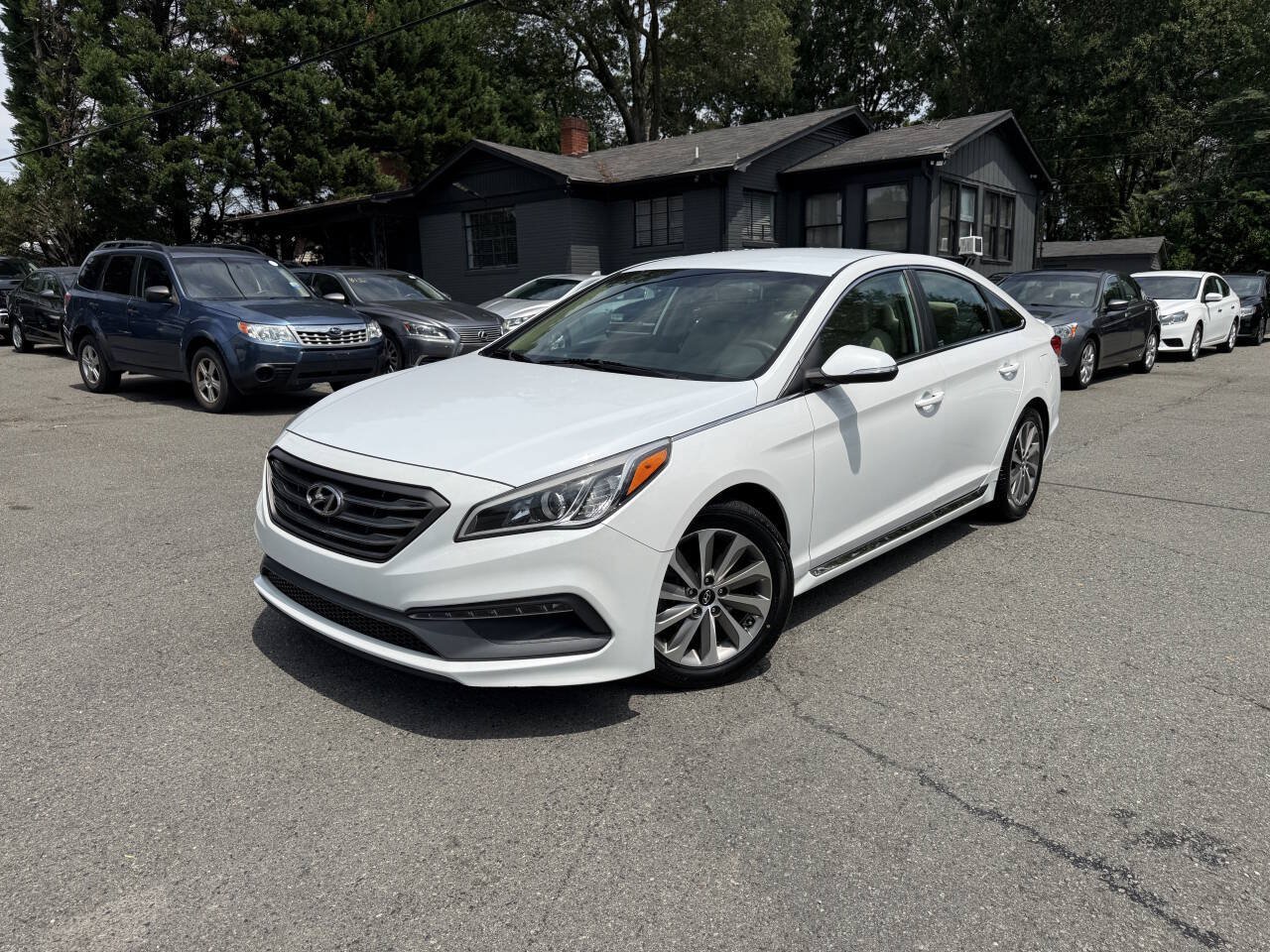 Used 2015 Hyundai Sonata Sport FWD image 1