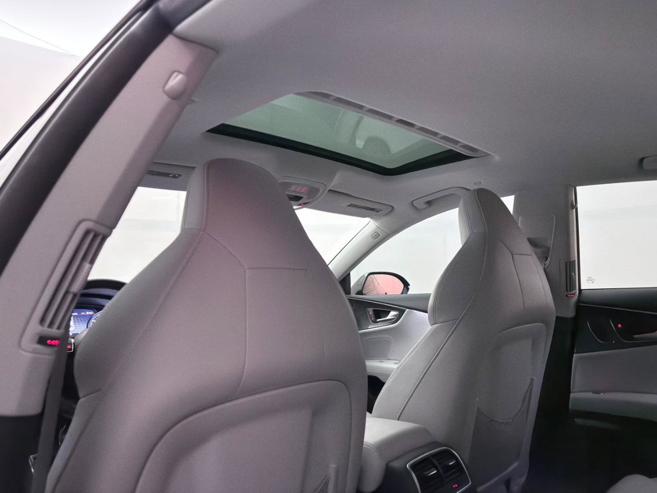 Used 2014 Audi S7 Prestige w/ Driver Assistance Package image 26