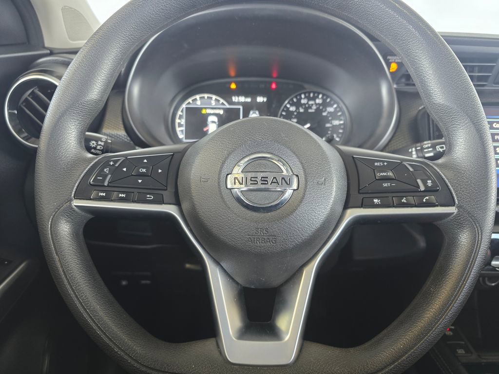 Used 2021 Nissan Kicks SV image 30