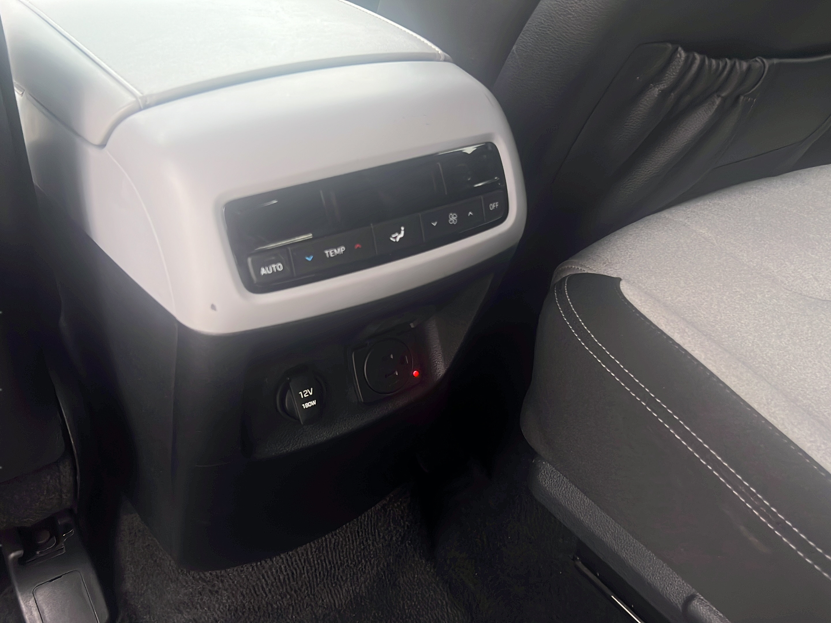 Used 2020 Hyundai Palisade SEL w/ Convenience Package FWD image 14