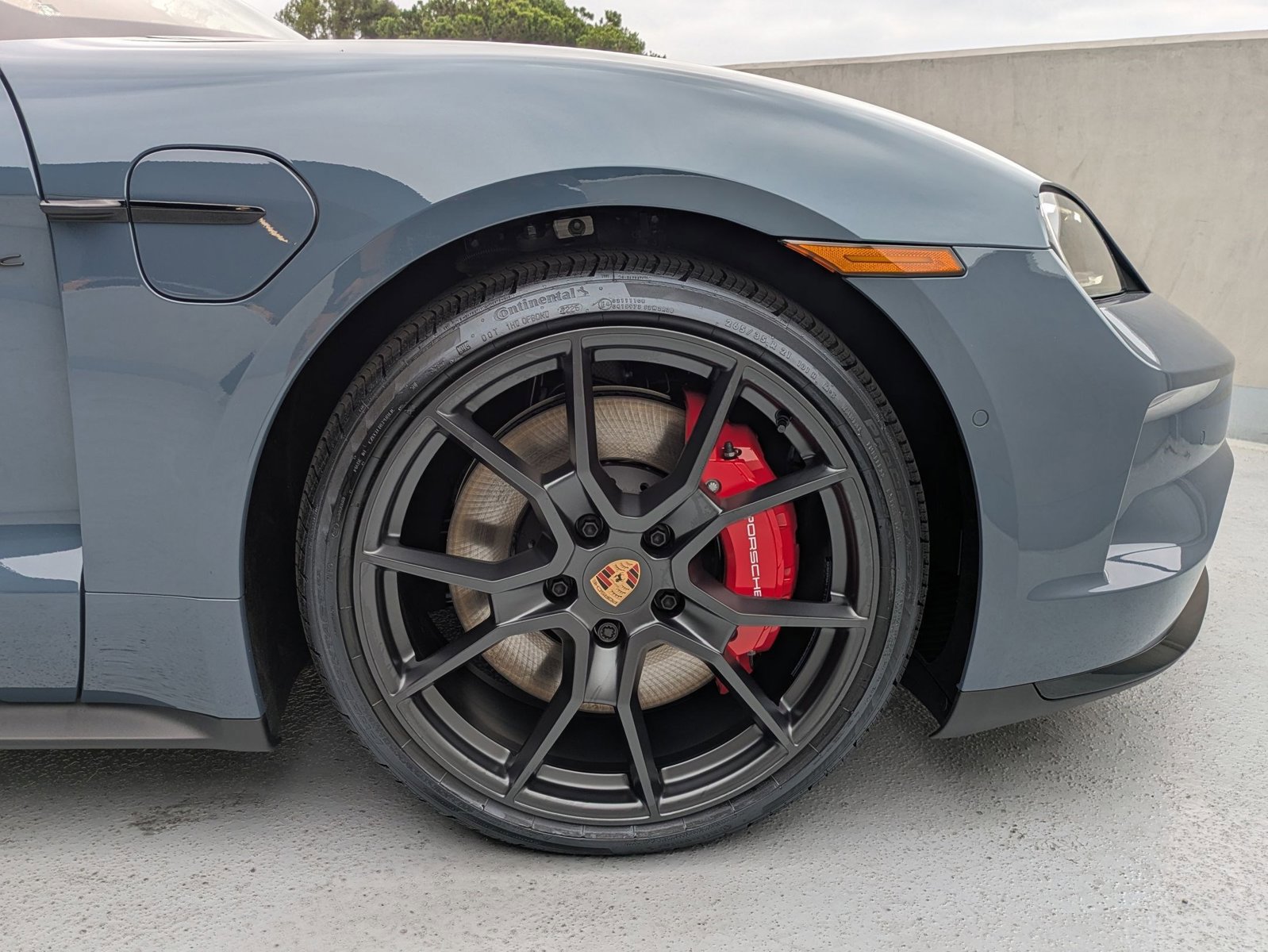 New 2026 Porsche Taycan GTS image 11