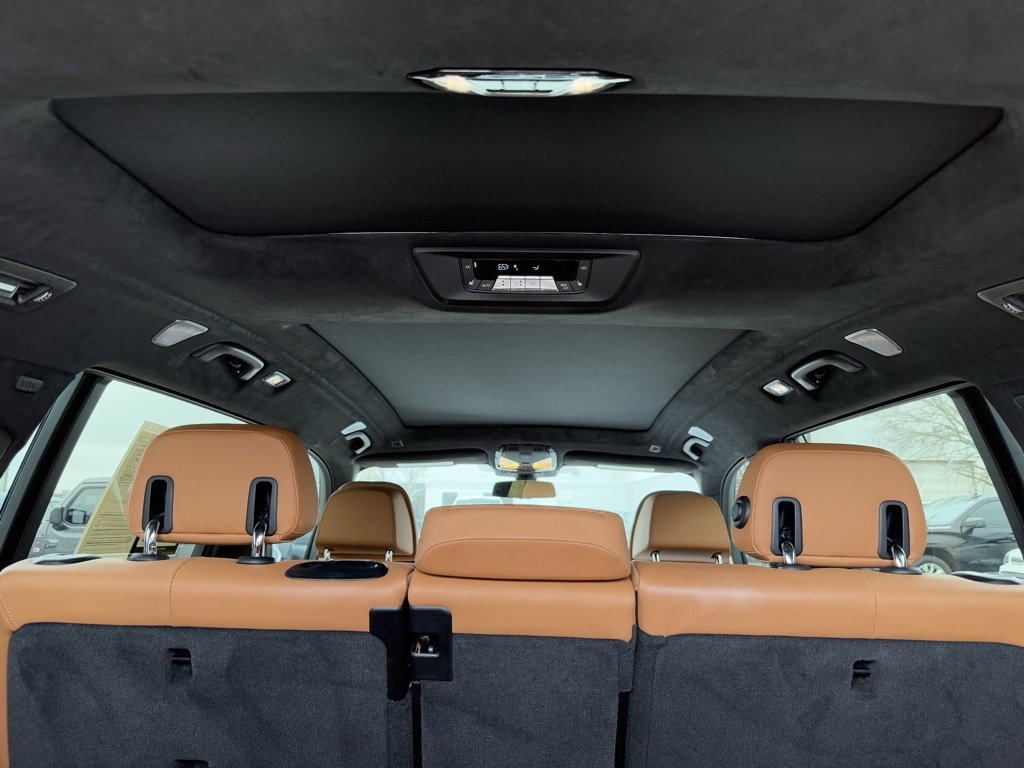 Used 2021 BMW X7 M50i image 48