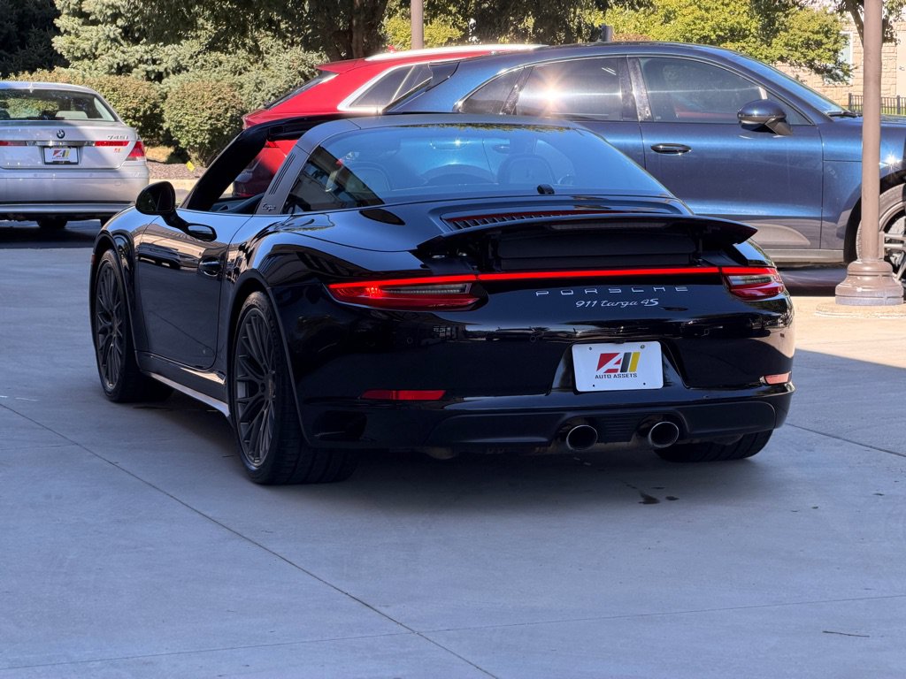 Used 2018 Porsche 911 Targa 4S AWD/4WD image 9