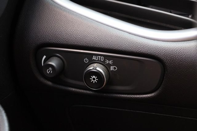 Used 2024 Chevrolet Malibu LT FWD image 19