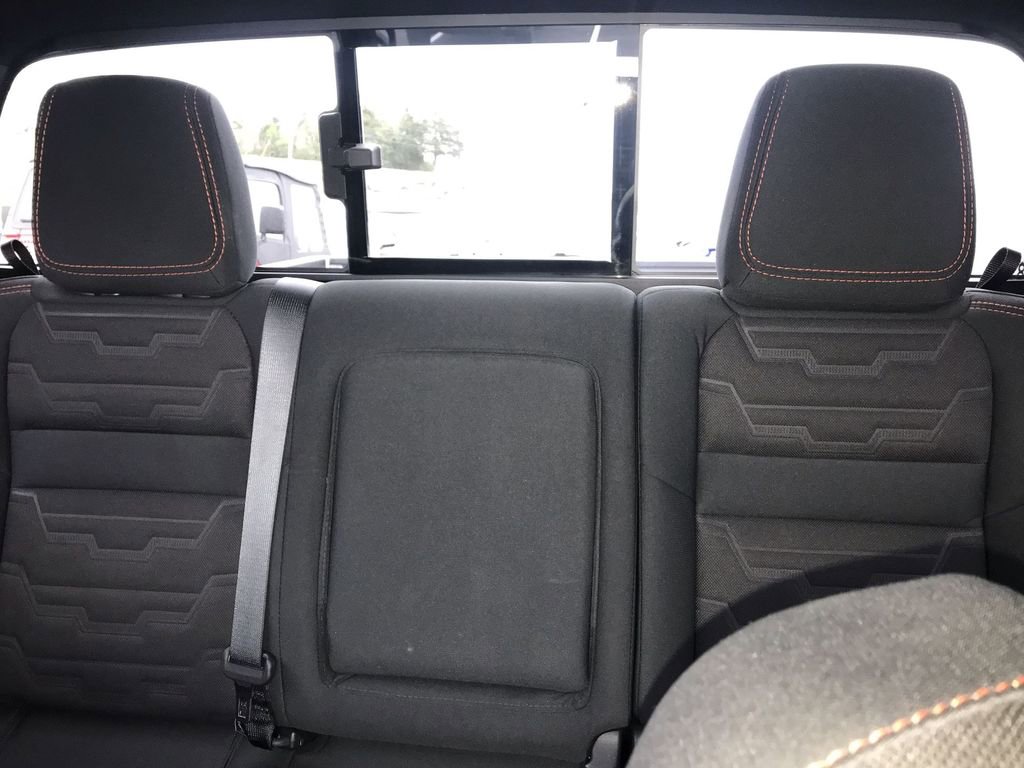 Used 2023 Nissan Frontier PRO-4X w/ Pro Convenience Package AWD/4WD image 19