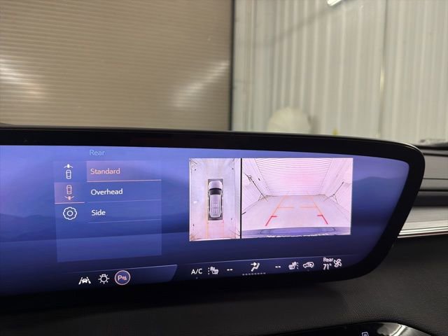 Used 2025 Buick Enclave Preferred image 31