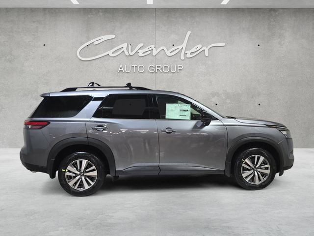New 2026 Nissan Pathfinder SL AWD/4WD image 17