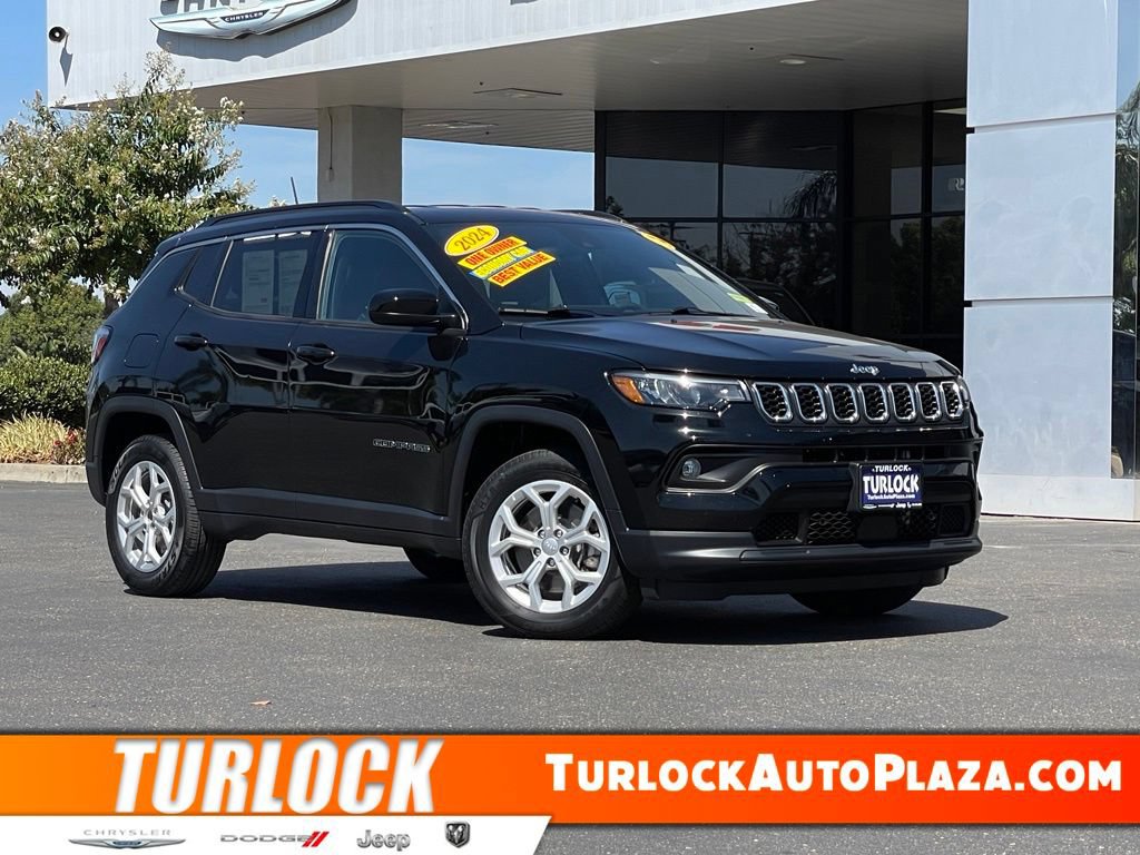 Used 2024 Jeep Compass Latitude