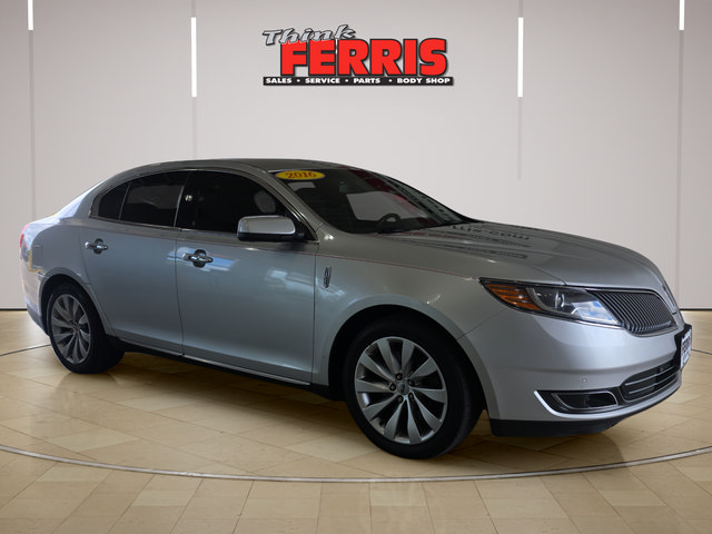 Used 2016 Lincoln MKS FWD image 3
