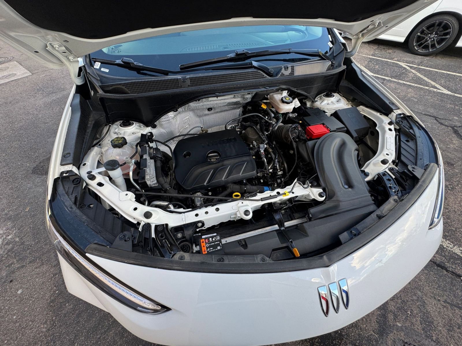 Used 2025 Buick Encore GX Preferred image 30