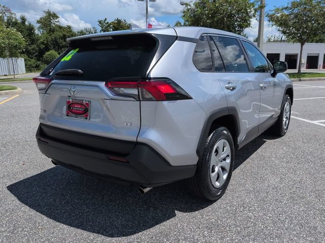 Certified 2022 Toyota RAV4 LE FWD image 4