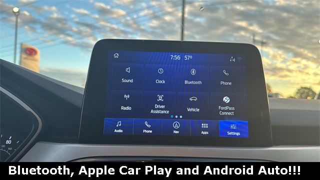 Used 2022 Ford Escape SE image 4