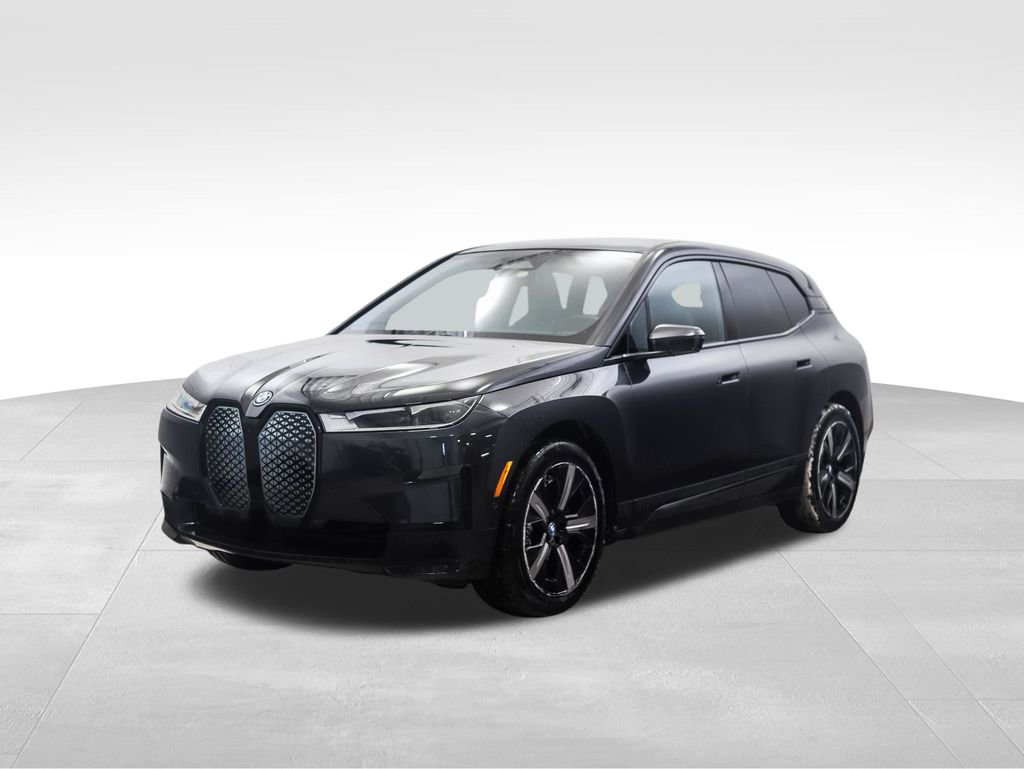 Used 2023 BMW iX xDrive50 w/ Convenience Package image 1
