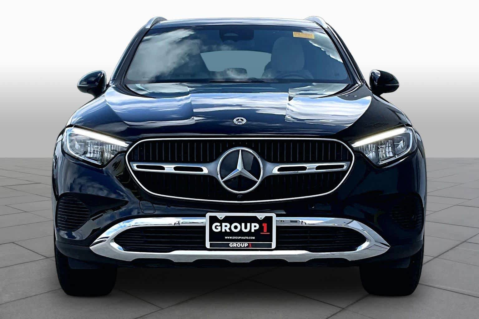 Used 2025 Mercedes-Benz GLC 300 image 4