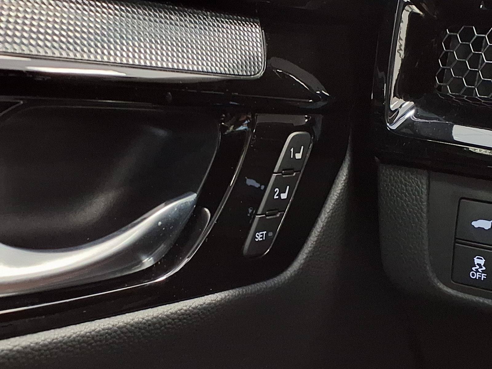 Used 2024 Honda CR-V EX-L image 34