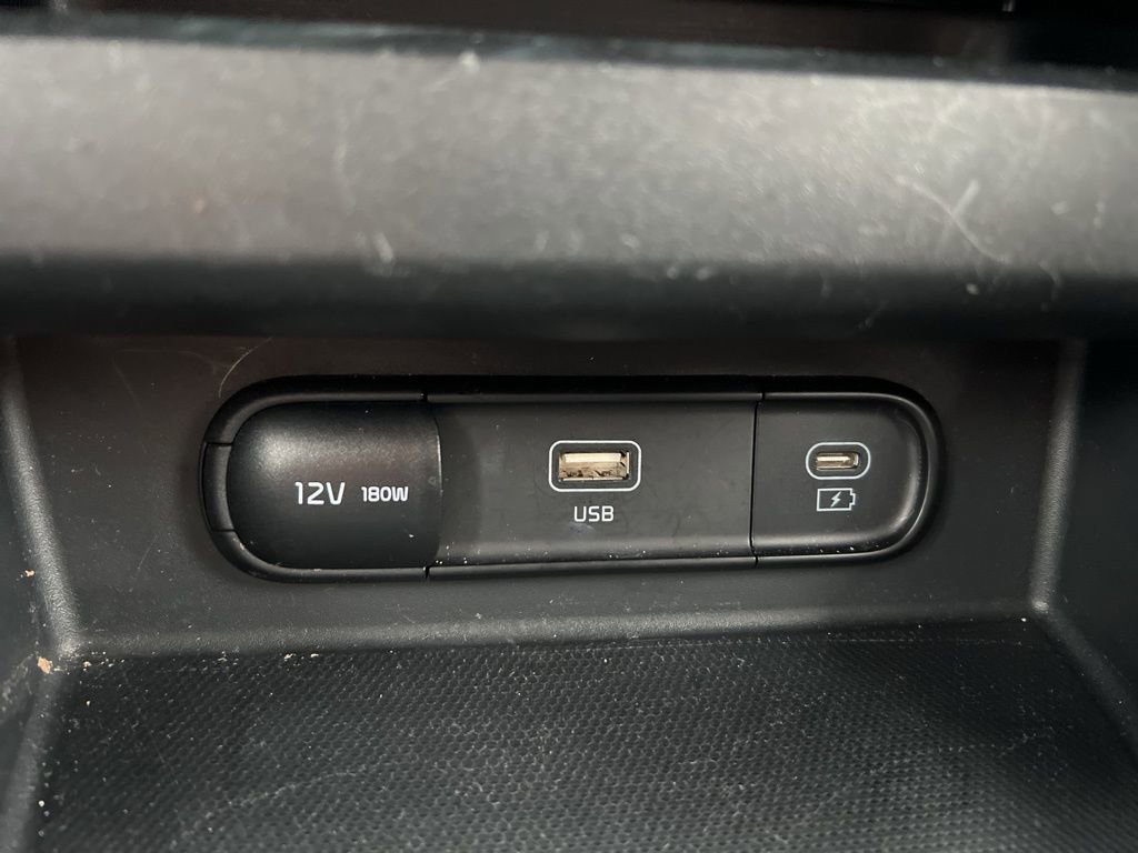 Used 2025 Kia Seltos S image 21