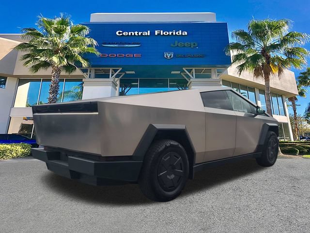 Used 2024 Tesla Cybertruck AWD Crew Cab image 5